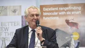 Prezident Miloš Zeman navštívil 18. května v Přerově společnost Meopta-optika.