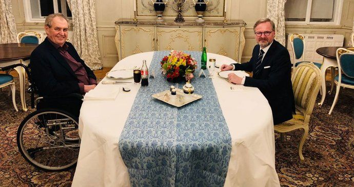 Prezident Miloš Zeman a premiér Petra Fiala na večeři v Lánech (3.2.2022)