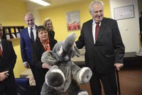 Zeman a jeho Bimbo vyrazili do Plané. „Kvetu a prosperuji,“ říkal dětem