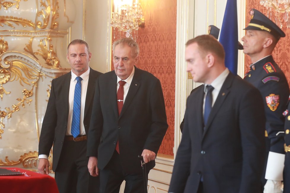 Miloš Zeman jmenoval na Hradě trojici nových ministrů Babišovy vlády - Benešovou, Havlíčka a Kremlíka (30.4.2019)