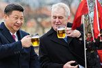 Prezident Miloš Zeman se rozloučil s čínskou návštěvou: Si Ťin-pchingem