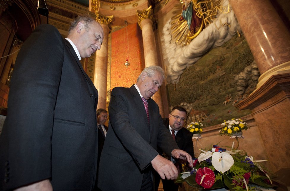 Miloš Zeman navštívil při své cestě po Zlínském kraji i baziliku na Svatém Hostýně.