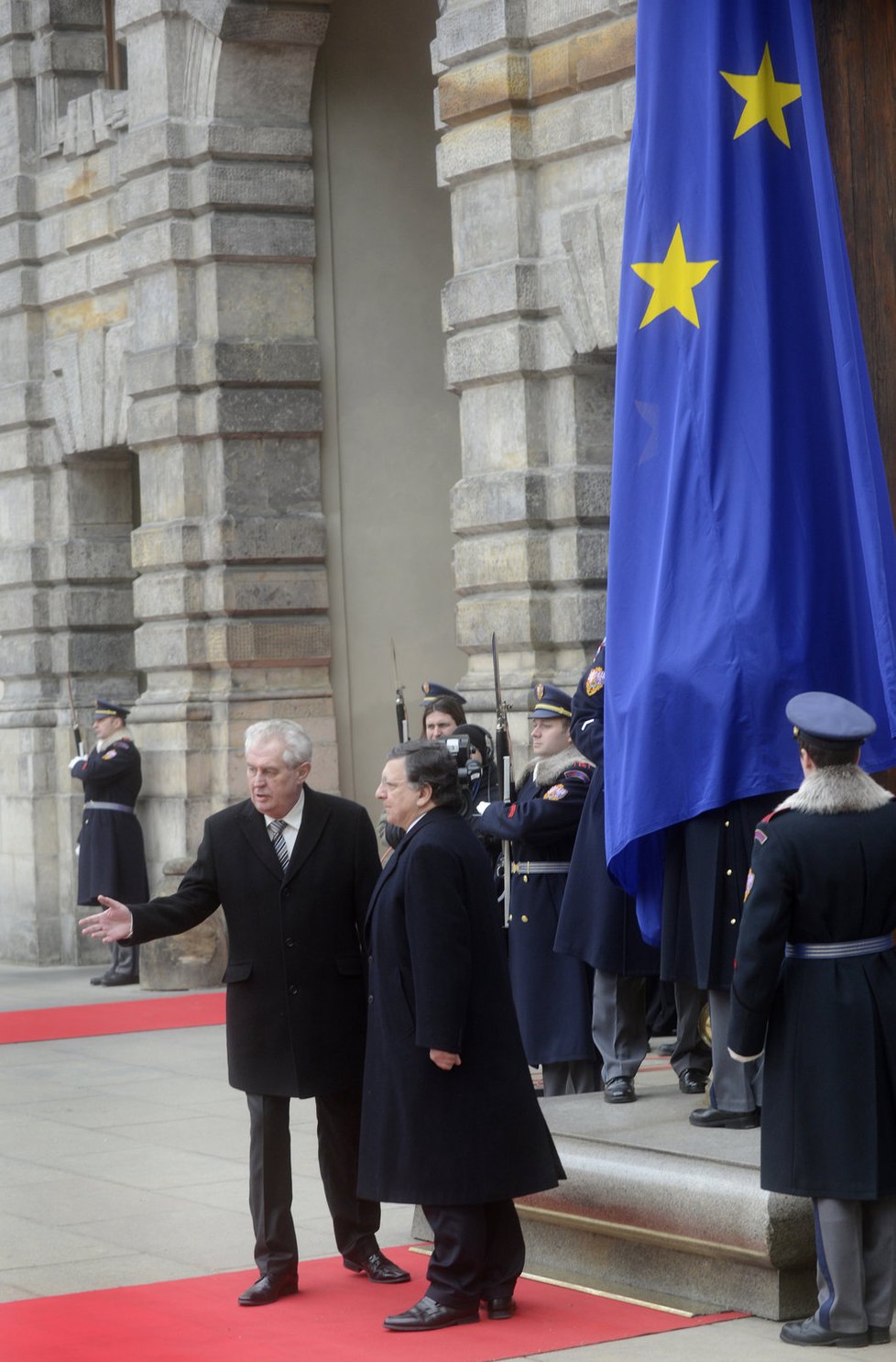 Račte, pane Barroso: Miloš Zeman se šéfem Evropské komise