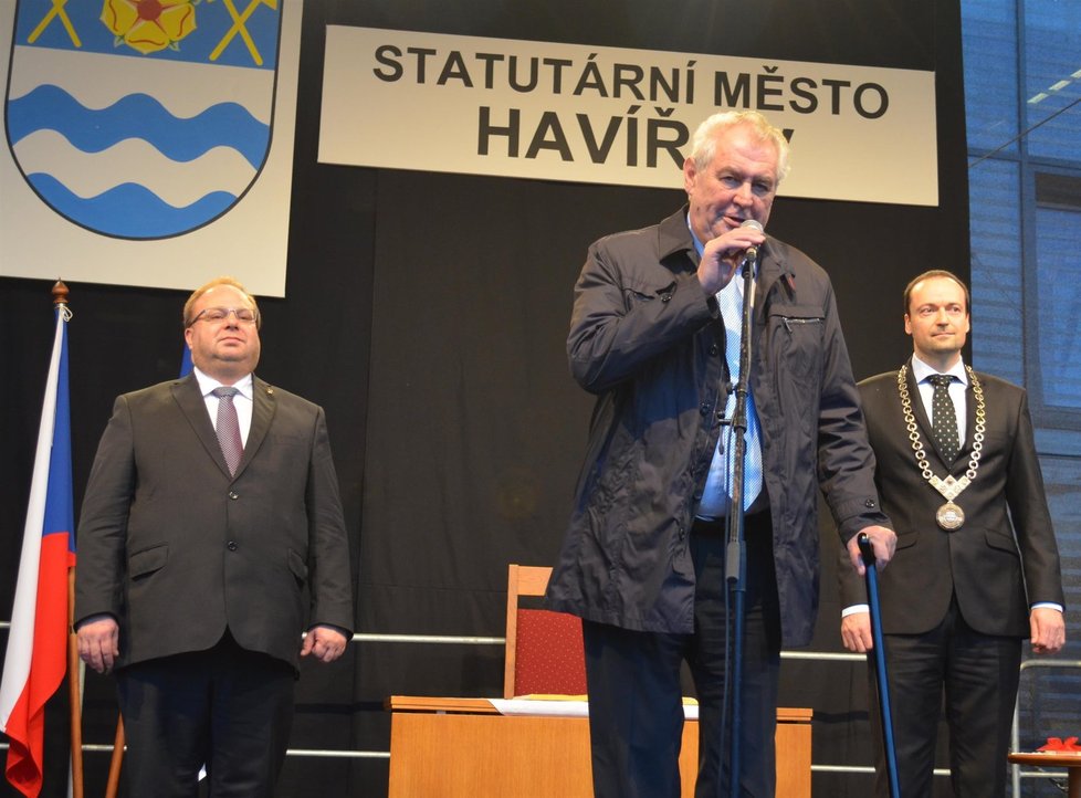 Prezident Zeman v Havířově: Kurvahošigutntag, citoval ze známého filmu