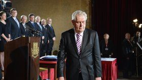 Miloš Zeman má za sebou složení prezidentského slibu, které zvládl zpaměti, i přečtení proslovu