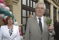 Intimní Miloš Zeman: Kde a v kolika letech přišel o PANICTVÍ?