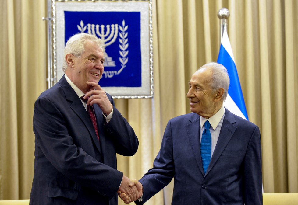 Bývalý izraelský prezident Šimon Peres zemřel.