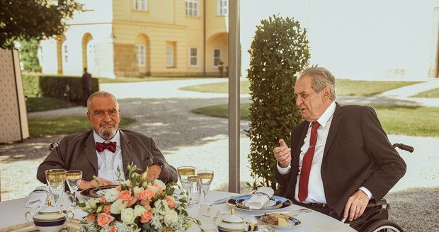 Kníže a Zeman u jednoho stolu! Schwarzenberga poprvé hostili v Lánech, co řešil s prezidentem?