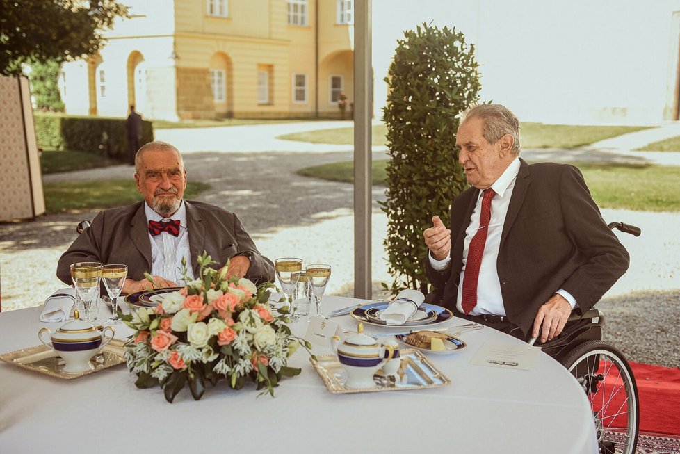 Miloš Zeman a Karel Schwarzenberg v Lánech (17.8.2022)