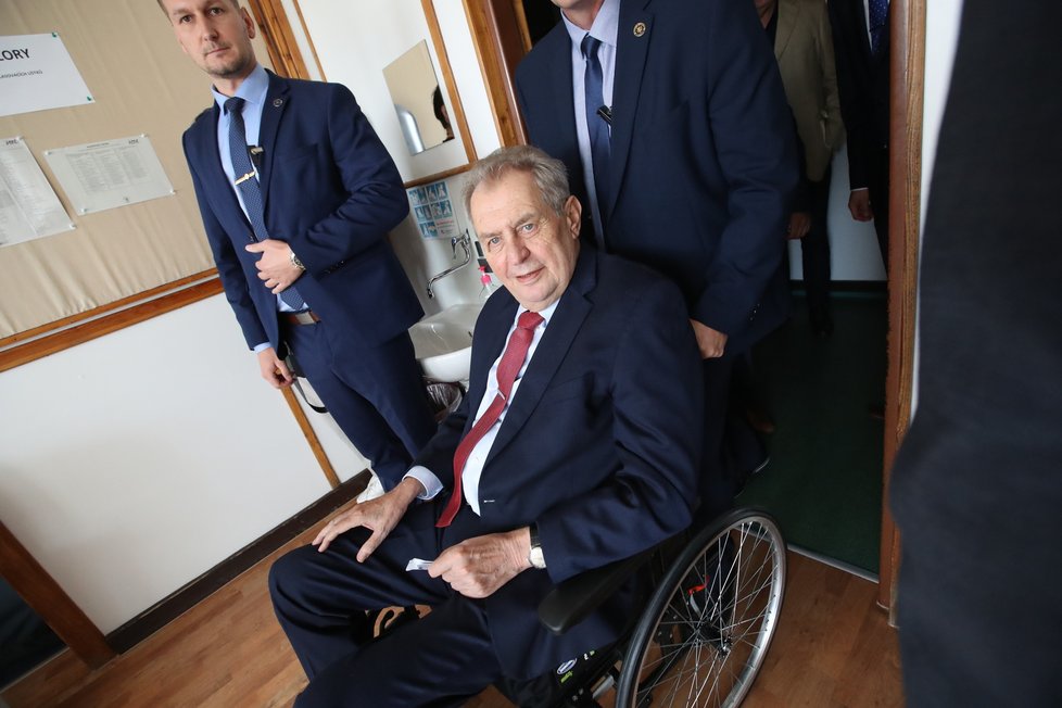 Prezident Zeman odvolil poprvé v Lánech (23.9.2022)