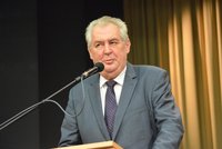 Ruské "Pasy" kritizovaly prezidenta: Zeman je hlupák!