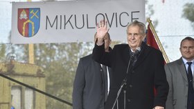 Miloš Zeman navštívil v Olomouckém kraji obec Mohelnice (26.9.2018).