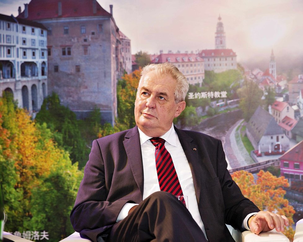 Miloš Zeman v Číně hovořil také o česko-čínské spolupráci i leteckém spojení