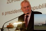 Miloš Zeman vystoupil na Žofínském fóru. Promluvil i o jaderné energii