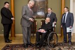 Na archivním snímku prezident Miloš Zeman s Václavem Krásou, předsedou Národní rady osob se zdravotním postižením