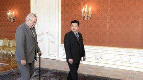 Prezident Miloš Zeman přijal na Hradě nového velvyslance KLDR Kim Pchjong-ila, strýčka současného severokorejského vůdce