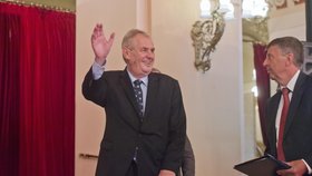 Prezident Miloš Zeman označil premiéra Sobotku za „svini“.