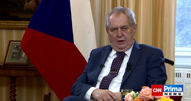 Zeman poprvé promluvil o Vrběticích: Ruští agenti měli komplice ve firmě? A kritika BIS