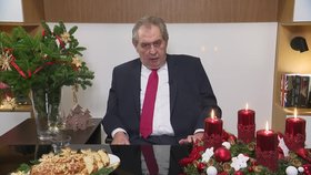 Zeman v novém roce: Kopanec do Fialy v poselství a překvapivá slova o sexu 