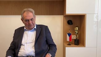 Milý Robo, doufám, že SMĚR zvítězí! Zeman popřál Ficovi vítězství ve volbách, kopl u toho i do české vlády