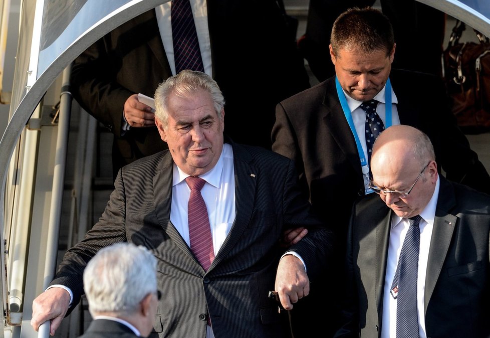 Miloš Zeman po příletu do Moskvy