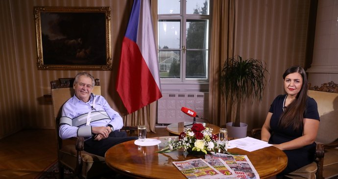 Prezident Miloš Zeman s moderátorkou Verou Renovicou