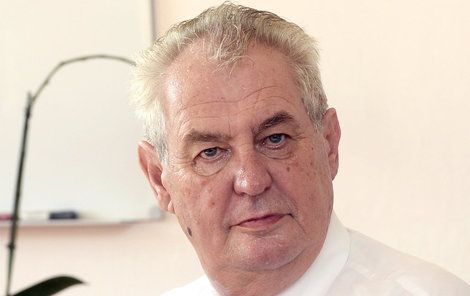 Prezident ČR Miloš Zeman předával státní vyznamenání.