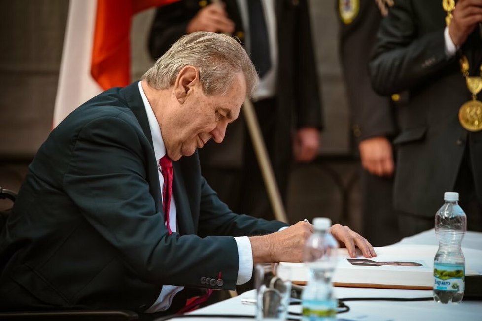 Miloš Zeman při návštěvě Děčína