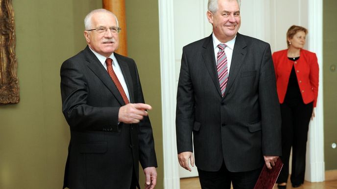 Setkali se po letech! Václav Klaus pozval na Hrad Miloše Zemana