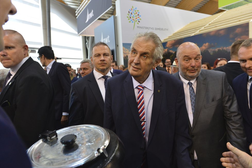 Miloš Zeman navštívil Zemi živitelku (23.8.2018)