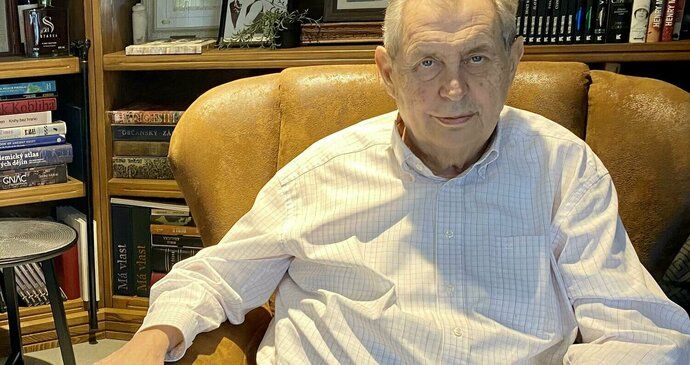 Prezident Miloš Zeman u sebe doma v Lánech (2.11.2025)