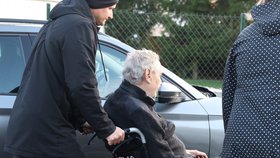 Miloš Zeman po propuštění z nemocnice (10.11.2025)