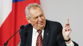 Miloš Zeman může zůstat na lůžku až do Vánoc, a vláda přesto vznikne, píše v komentáři Jan Novotný