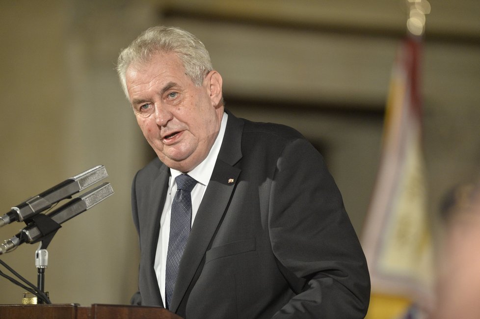 Miloš Zeman poslal Karlu Gottovi vzkaz.