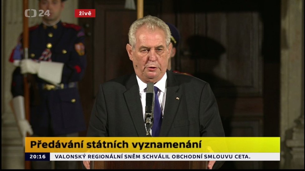 Miloš Zeman při proslovu