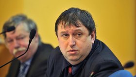 V kauze ROP Severozápad je obviněný i někdejší šéf ČSSD v Karlovarském kraji Miloslav Čermák.