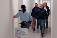 Obviněný exšéf Motola Ludvík chtěl na Vánoce domů, ale... má smůlu! Zůstává ve vazbě