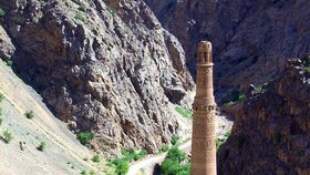 Minaret Jam se nachází v údolí řeky Hari Rud na území Afghánistánu