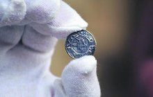 Na mladíka (29) si »došlápla« policie: Prodal minci starou 1000 let