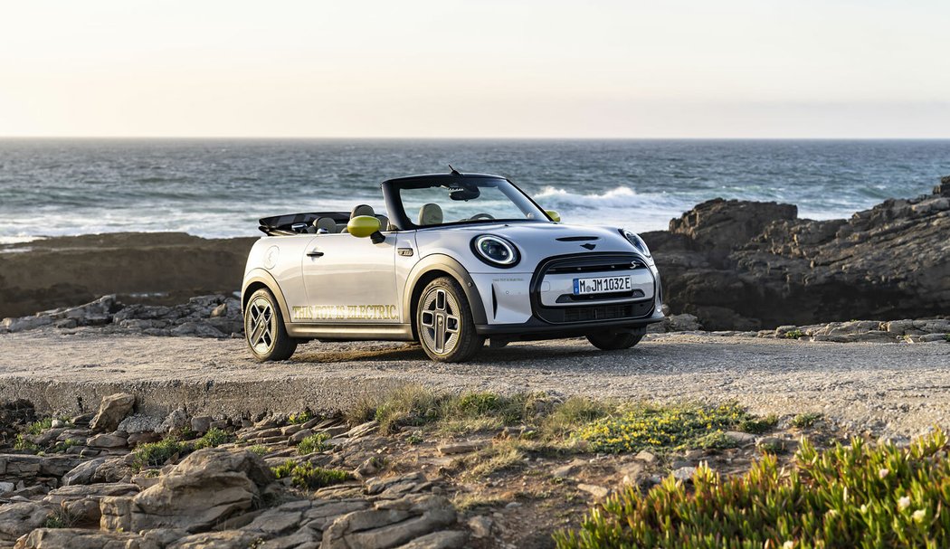 Mini Cooper SE Cabrio One-Off