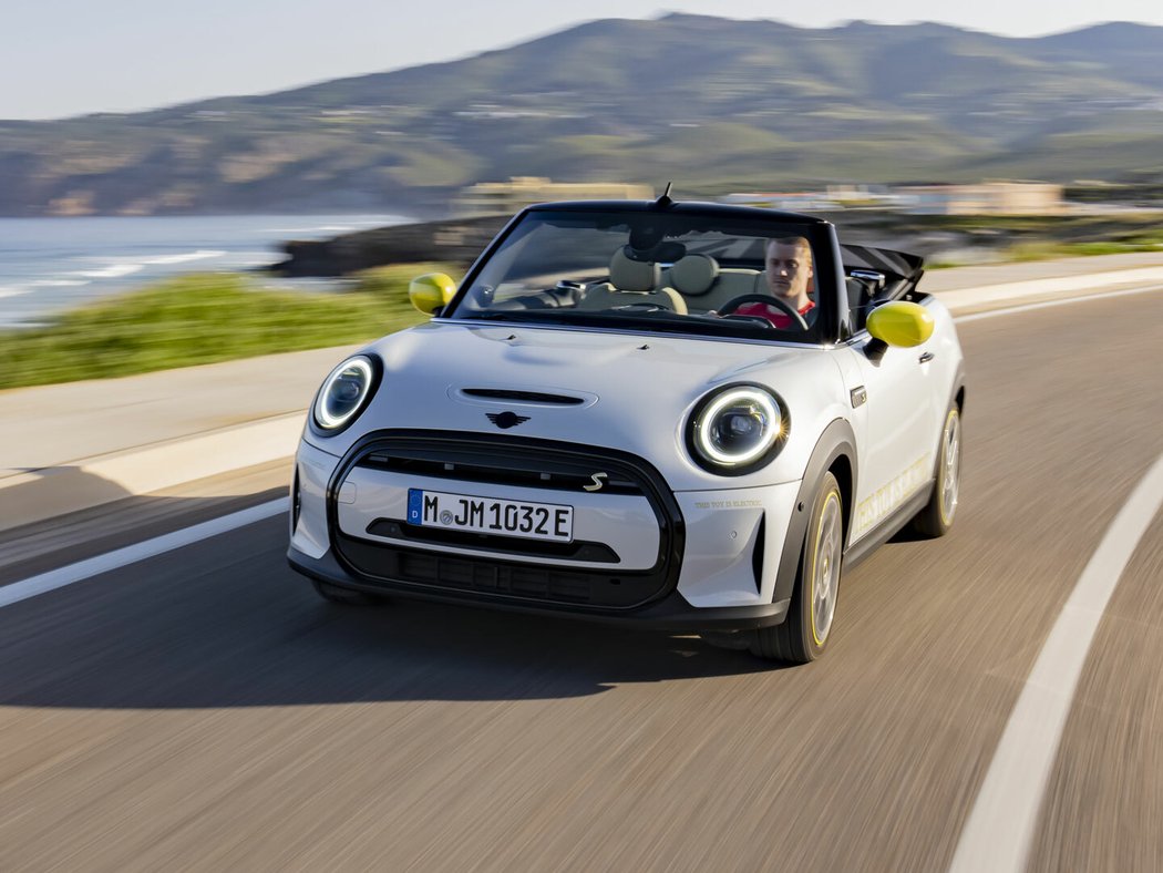 Mini Cooper SE Cabrio One-Off