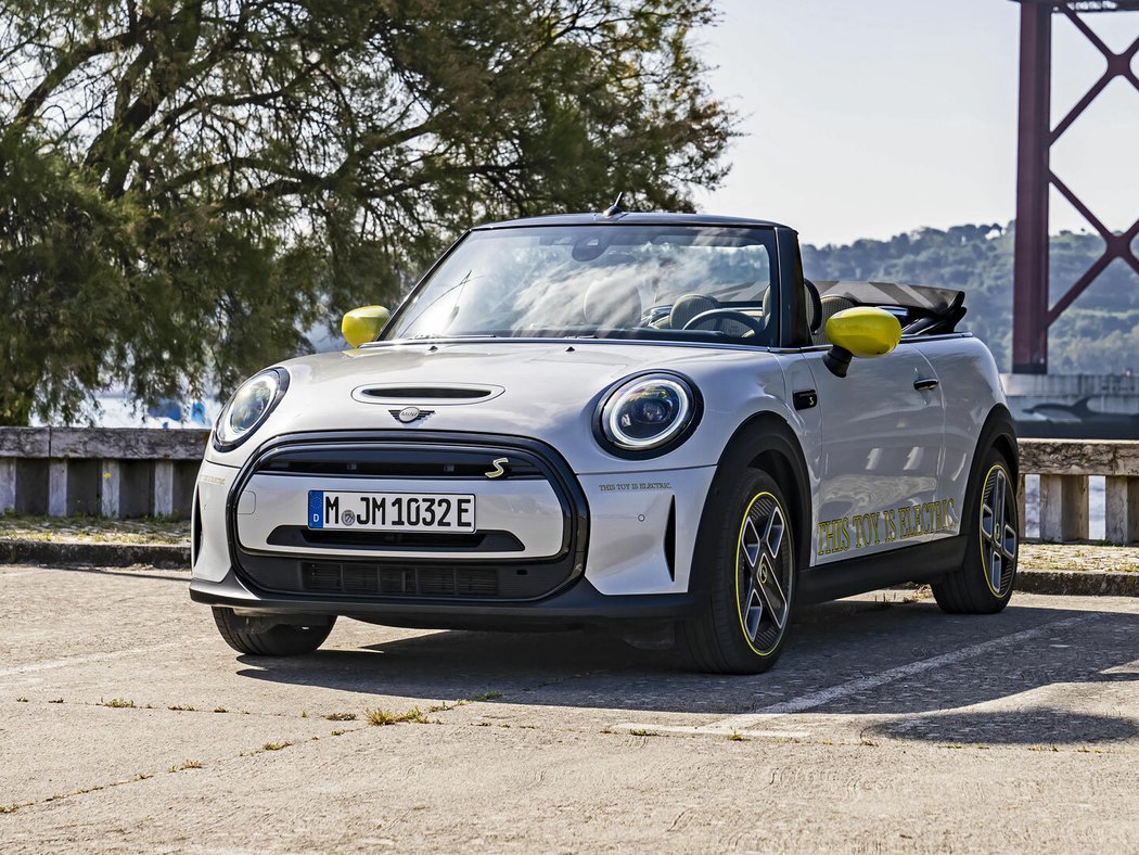 Mini Cooper SE Cabrio One-Off