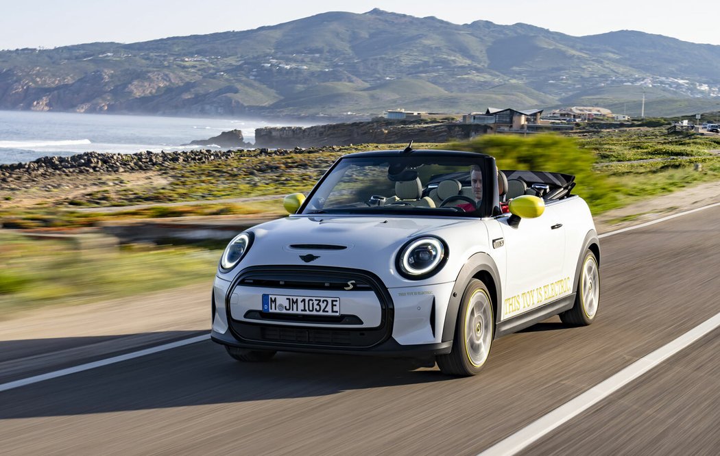 Mini Cooper SE Cabrio One-Off