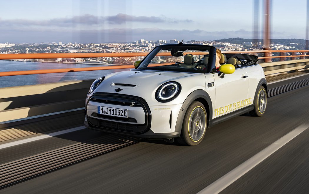 Mini Cooper SE Cabrio One-Off