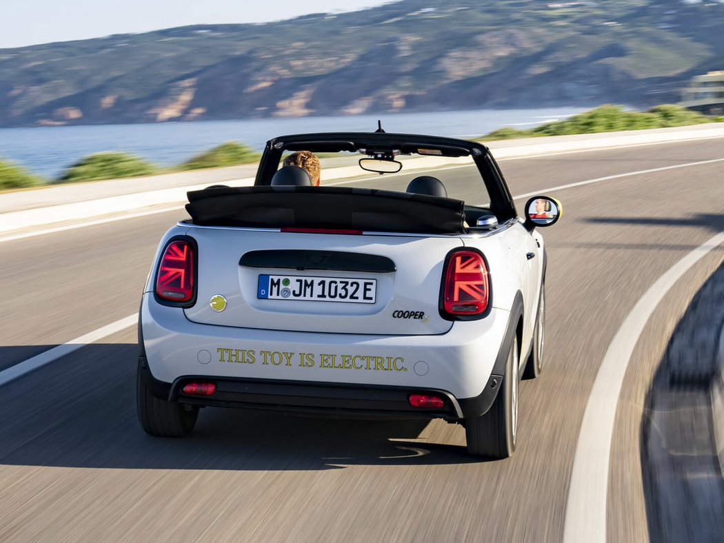 Mini Cooper SE Cabrio One-Off