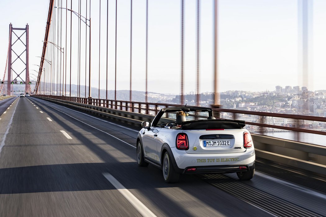 Mini Cooper SE Cabrio One-Off