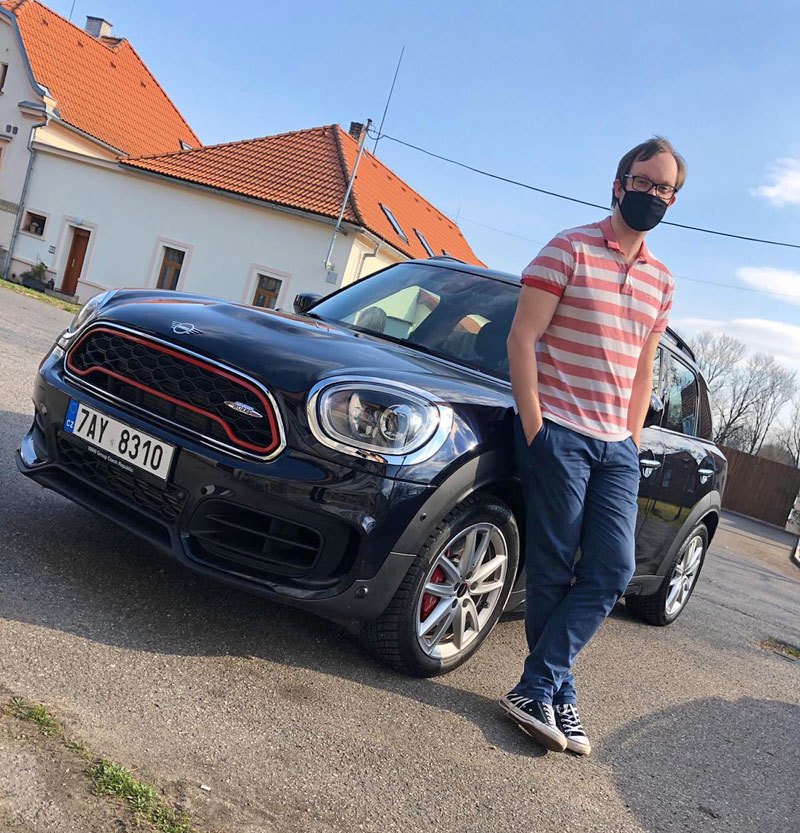 Mini JCW Countryman pro sousedskavypomoc.cz