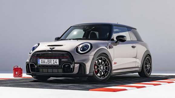 Unikátní Mini JCW vzniklo na oslavu druhého místa. Může tak vypadat i vaše Mini