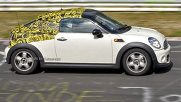 Spy Photos: MINI Coupé a MINI Roadster na Nürburgringu