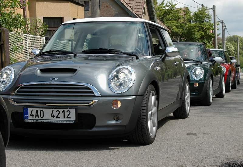 Mini